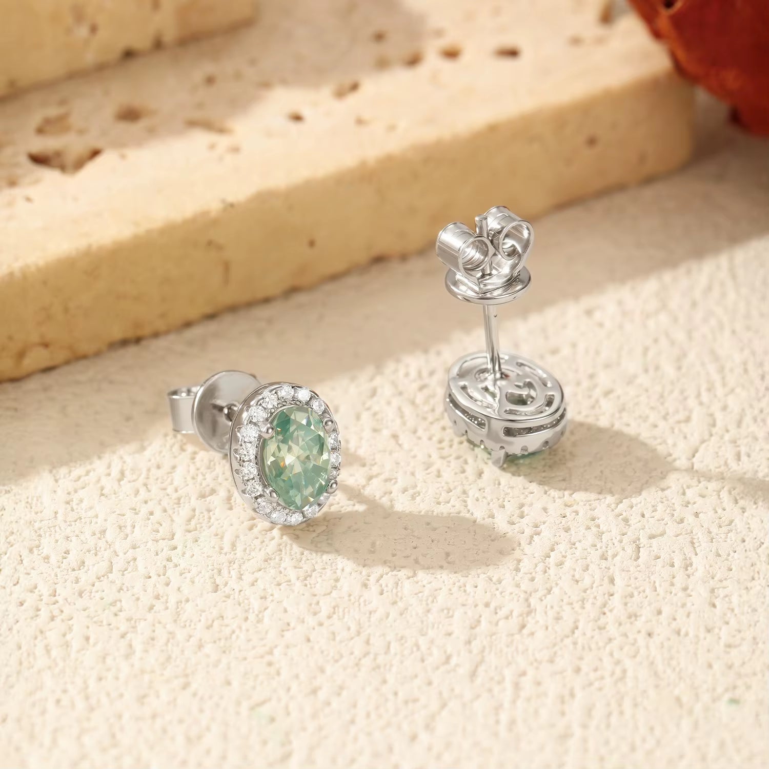 1CT D Color Green Moissanite Halo Earrings 925 Sterling Silver Elegant Oval Stud Earrings for Women Party Fine Jewelry