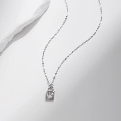 0.5 Carat D Color Moissanite Lock Pendant Necklace for Women 925 Sterling Silver Party Stackable Fine Jewelry with Boxes