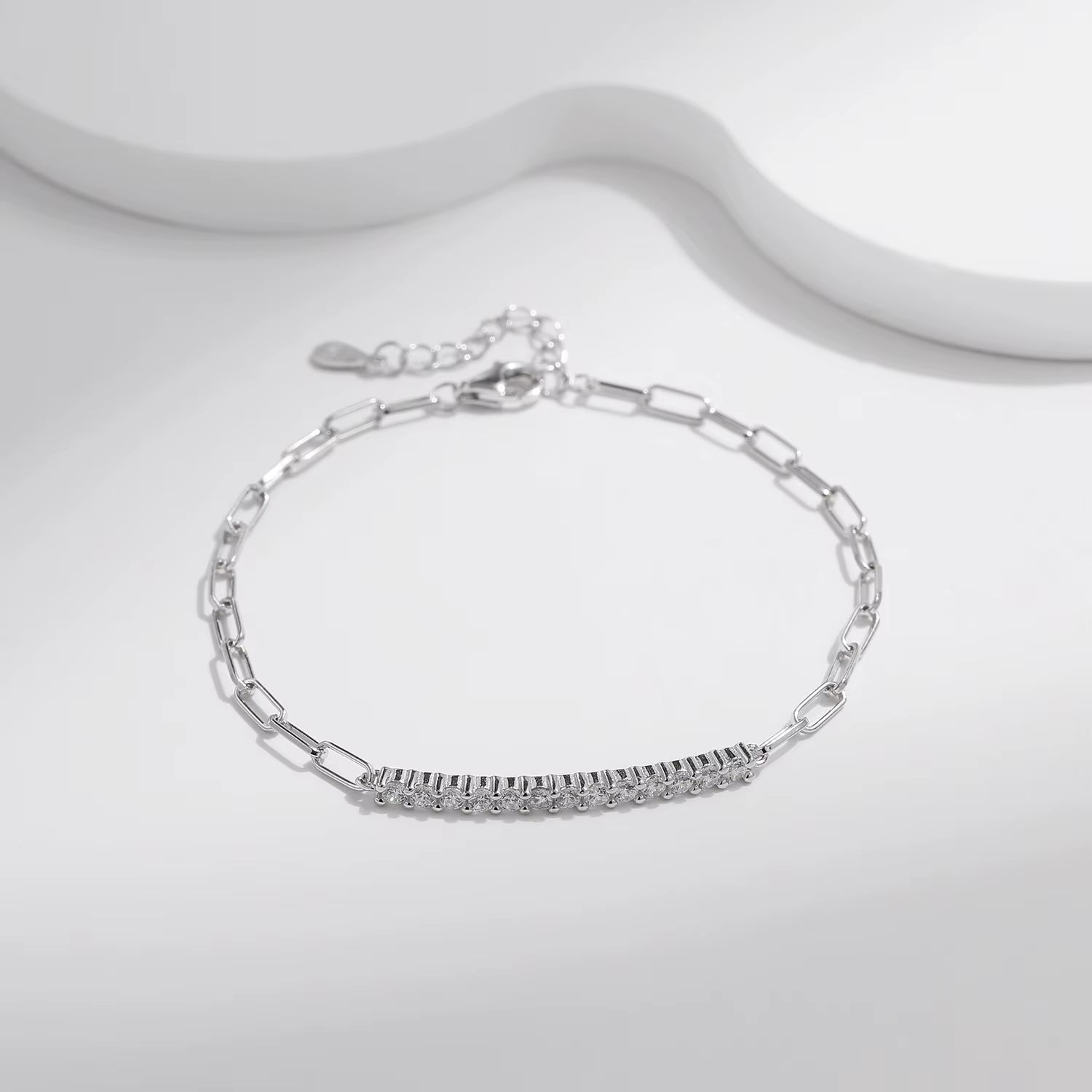 Sparkling D Color Moissanite Bracelet 925 Sterling Silver Lock Stackable Trendy Bracelets for Women Jewelry with Gift Box