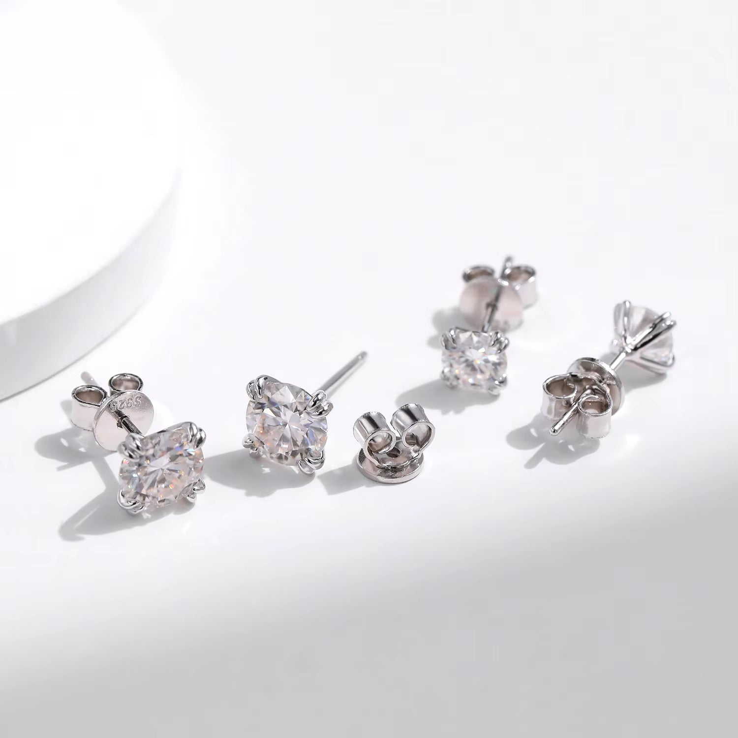 D Color 1CT Moissanite Stud Earrings 925 Sterling Silver Brilliant round Cut Lab Created Diamond Jewelry for Women