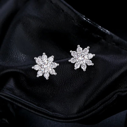 Sparkling VVS1 D Color Moissanite Stud Earrings 925 Sterling Silver Classic Flowers Earrings for Women Fine Jewelry Gift