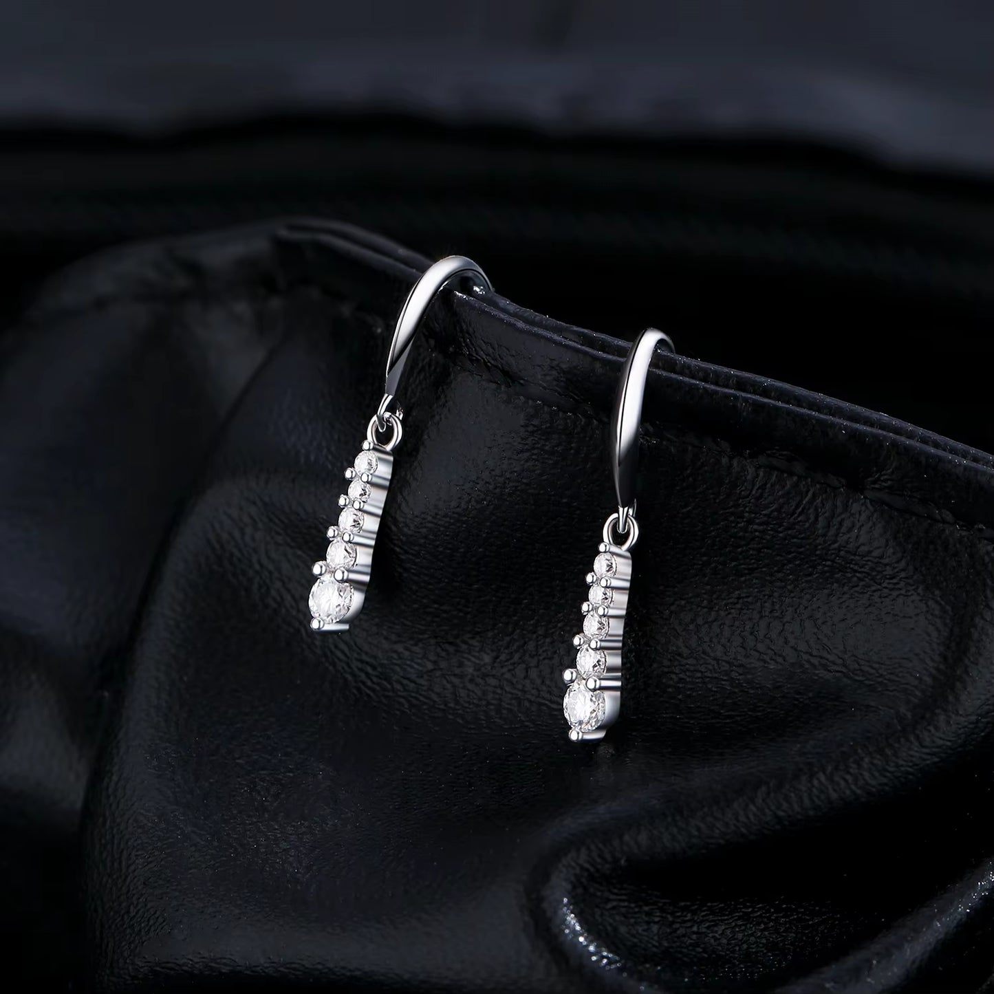 D Color Moissanite Dangle Dangle 925 Sterling Silver Fashion Dazzling Fashion Water Drop Earrings for Women Fine Jewelry